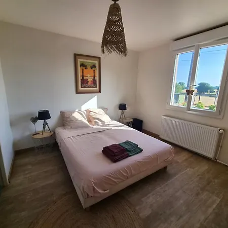 וילה Maison Rouge